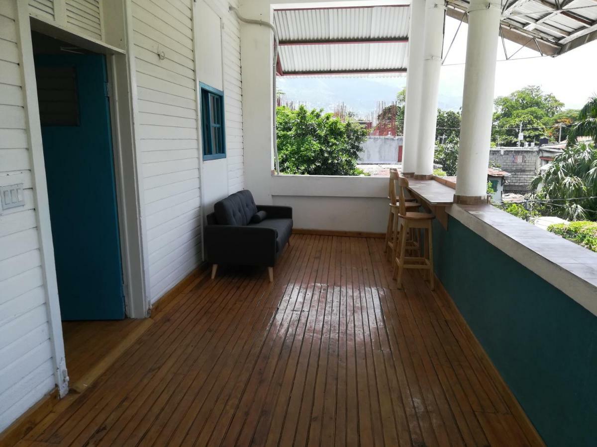 Park Hostel ポルトープランス エクステリア 写真